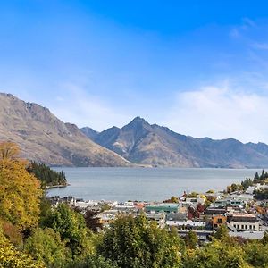 Queenstown House Bed & Breakfast And Apartments